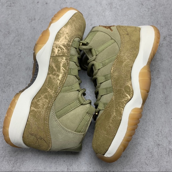 SOLD - Picture 4 of 7